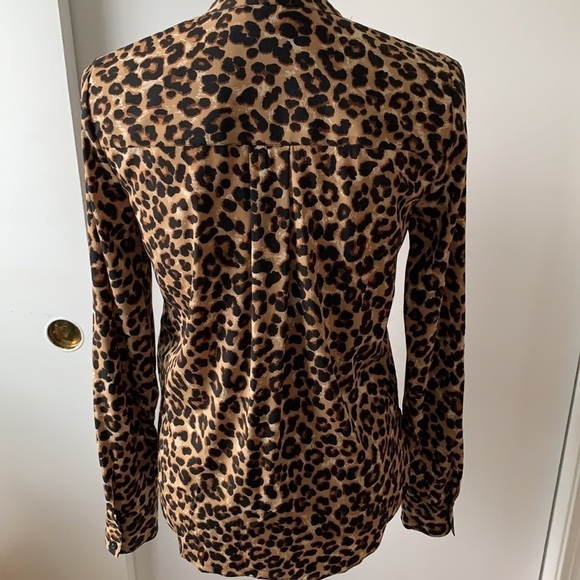 Veronica Beard Leopard Print Silk Blouse 2 - Picture 4 of 10